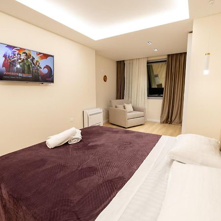 Luxury Center Observatori Apartment Тирана Экстерьер фото