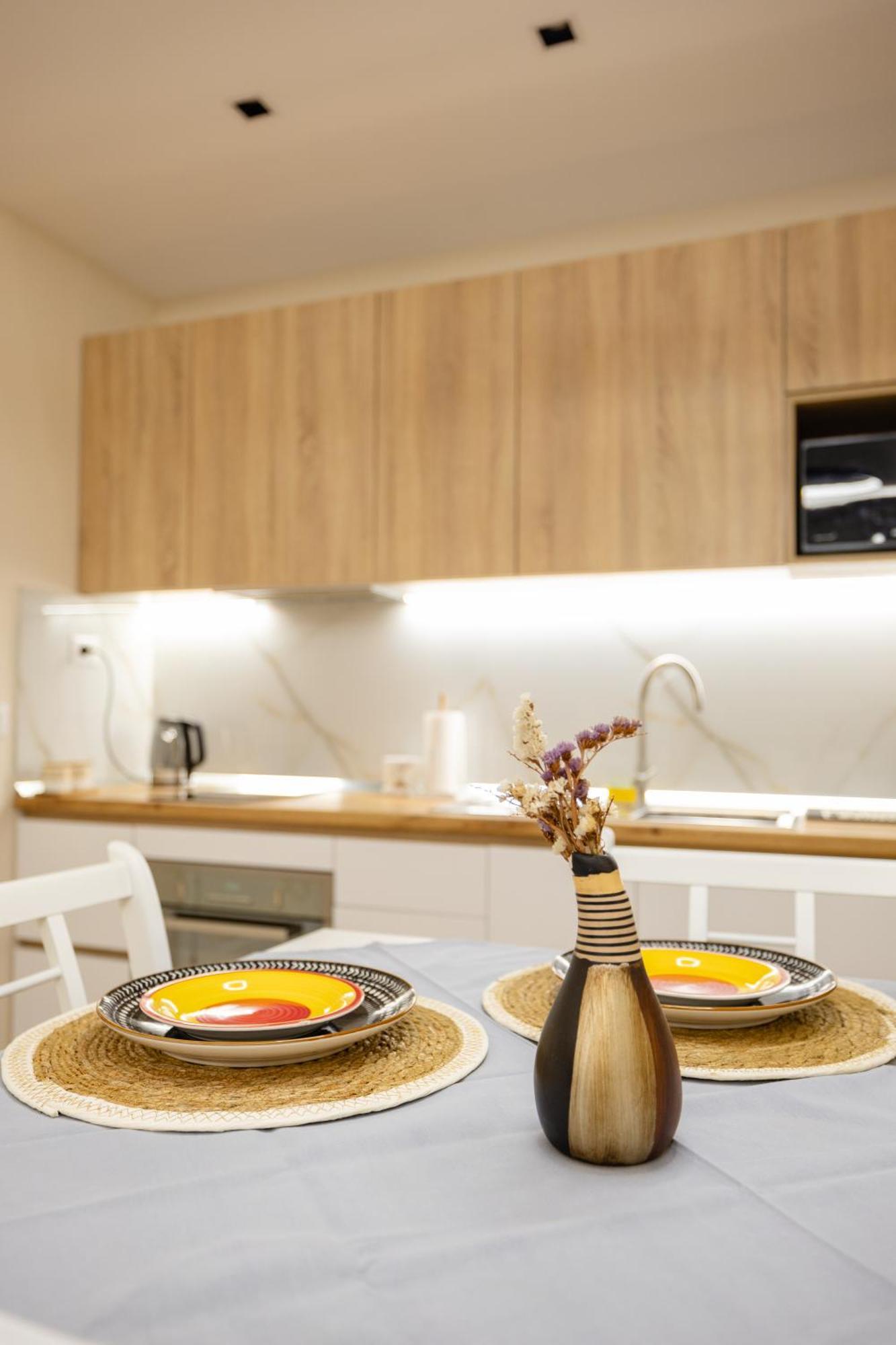 Luxury Center Observatori Apartment Тирана Экстерьер фото