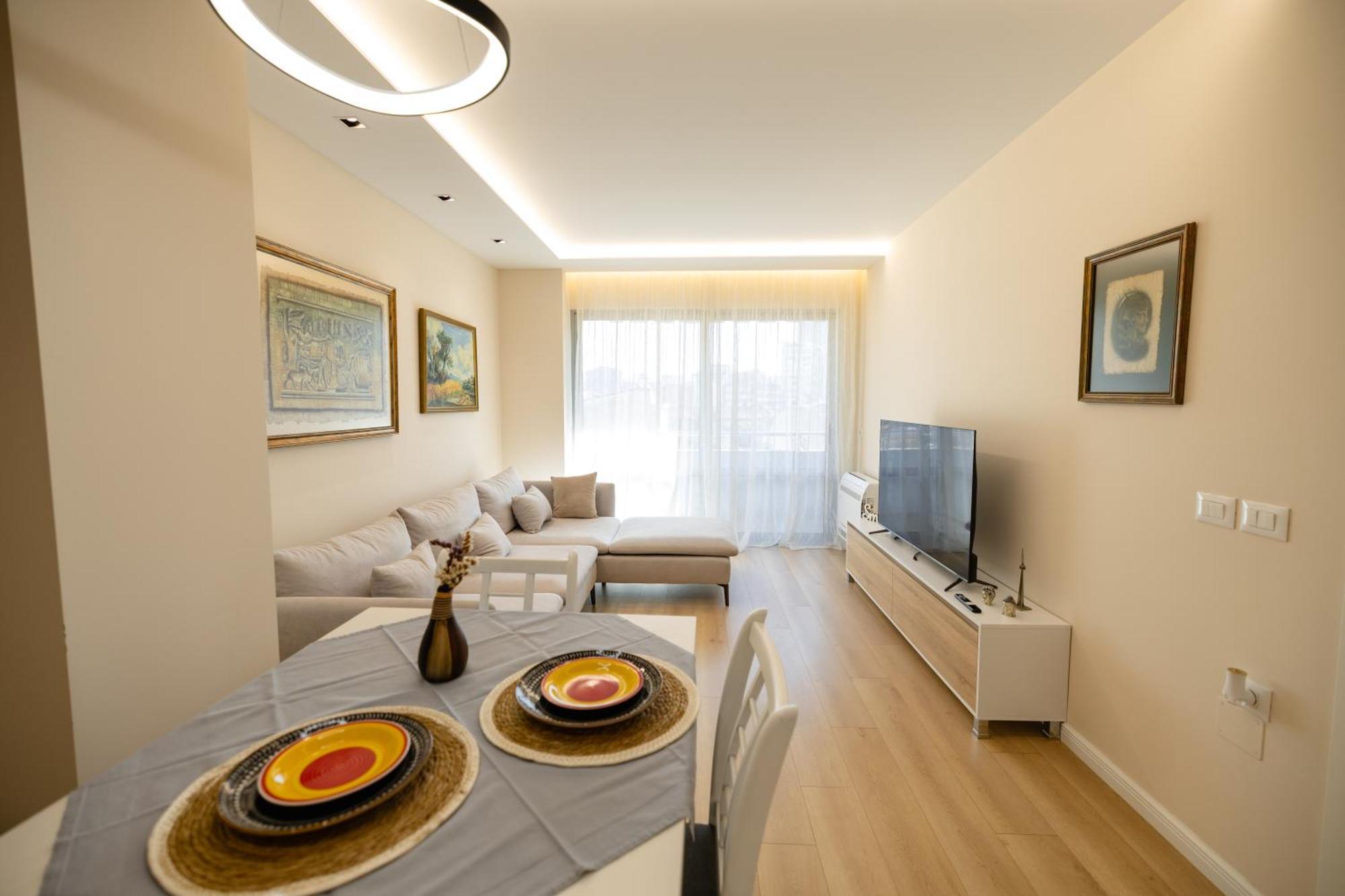 Luxury Center Observatori Apartment Тирана Экстерьер фото